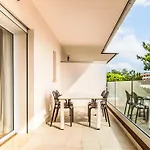Iris Suite-6 By Interhome דירה *