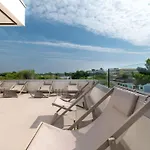 Iris Suite-6 By Interhome דירה ביביונה