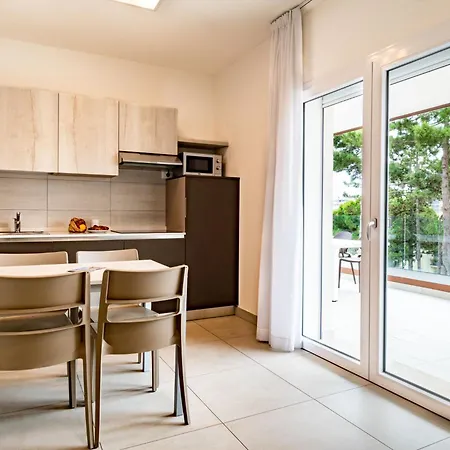 Daire Iris Suite-6 By Interhome *