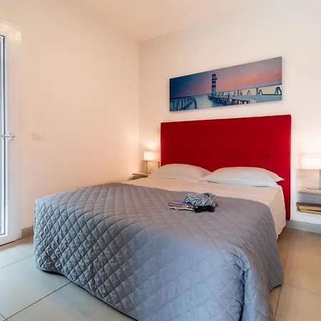 Apartamento Iris Suite-6 By Interhome *