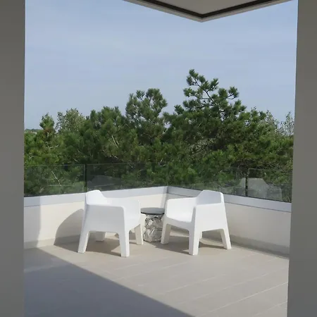 アパート Iris Suite-6 By Interhome